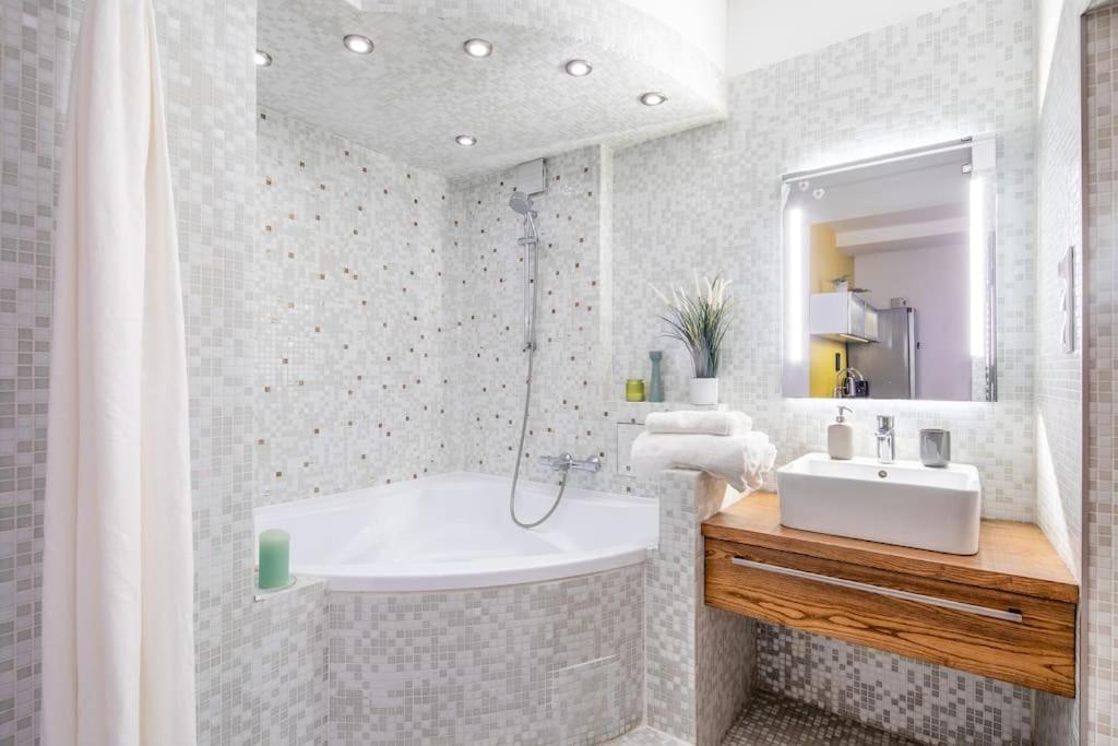 Cozy With Garden In The Castle District Apartman Budapest