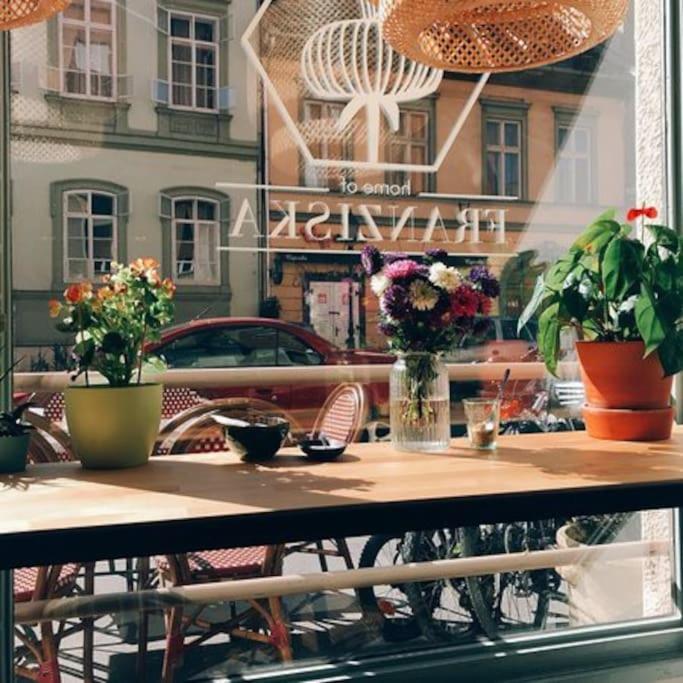 Cozy With Garden In The Castle District Apartman Budapest