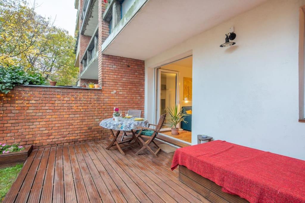 Cozy With Garden In The Castle District Apartman *